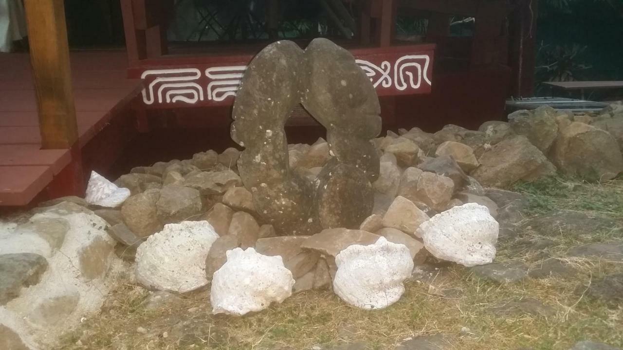 Location " La Pirogue " Maison D'Hotes A Moorea Haapiti Exterior foto